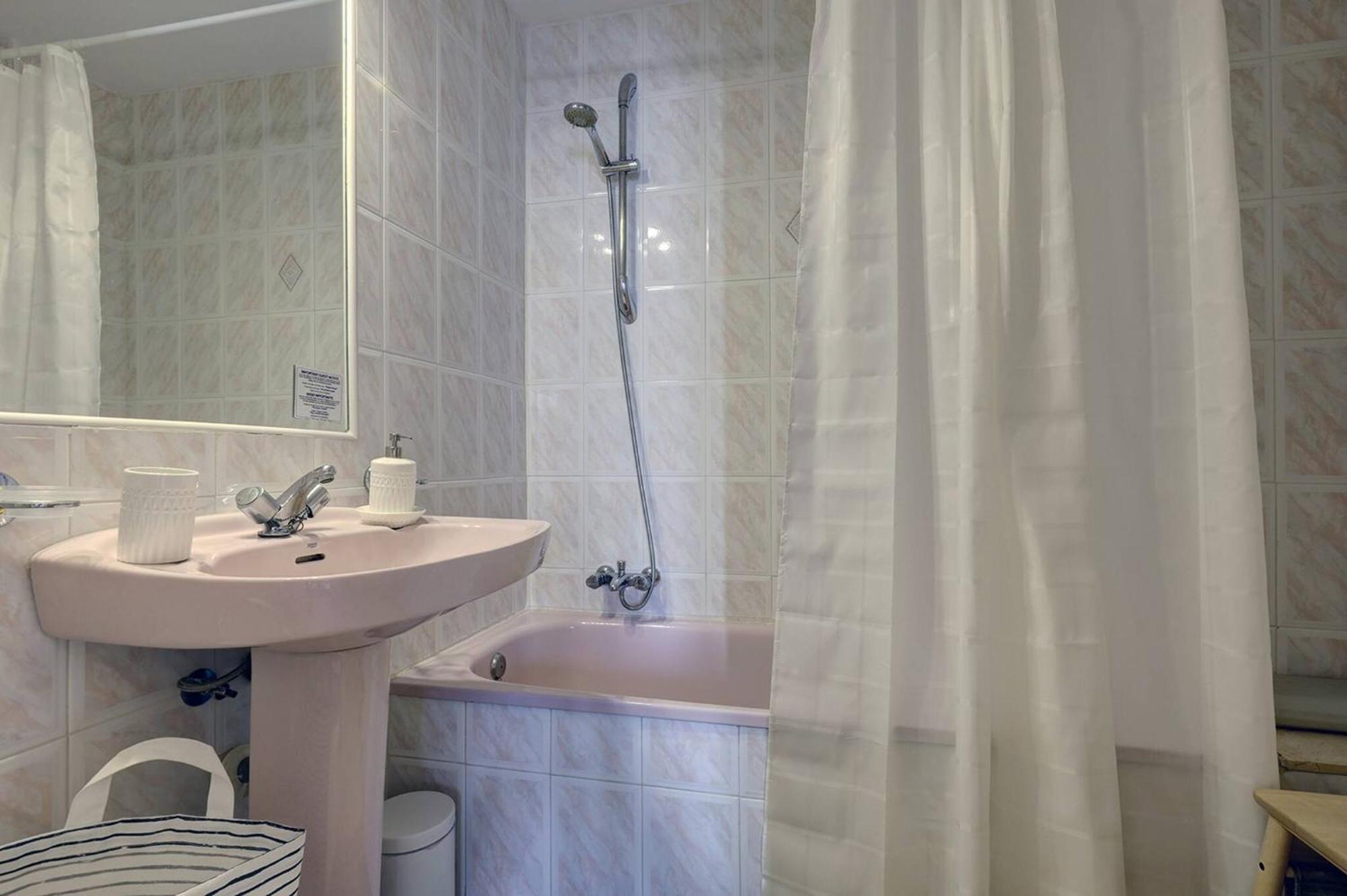053 - Two Bed Mijas Golf Apartment In Popular Matchroom Golf Club Fuengirola Exteriör bild