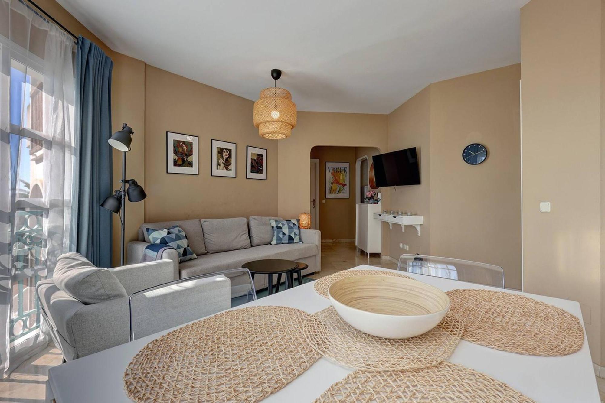 053 - Two Bed Mijas Golf Apartment In Popular Matchroom Golf Club Fuengirola Exteriör bild