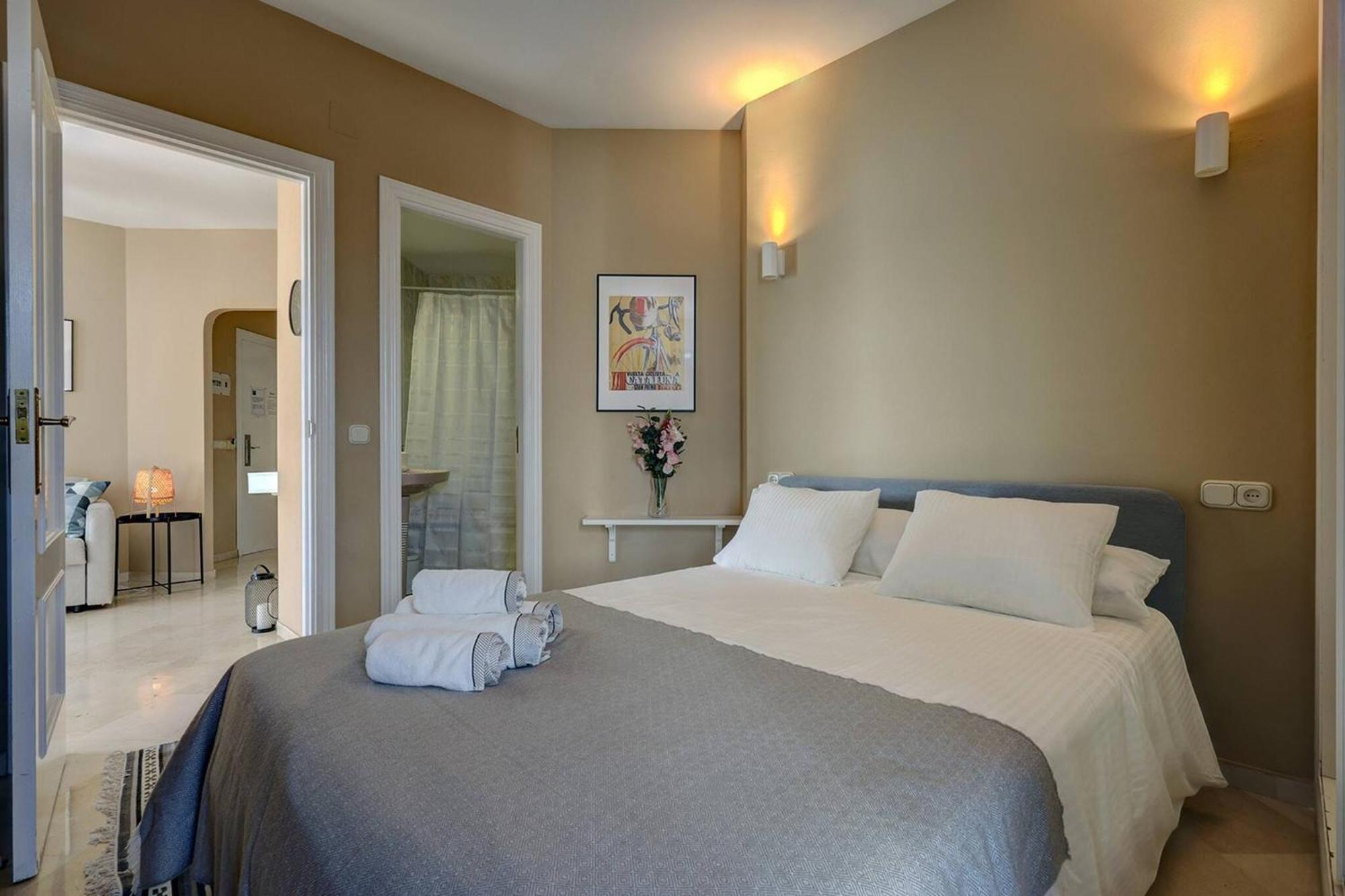 053 - Two Bed Mijas Golf Apartment In Popular Matchroom Golf Club Fuengirola Exteriör bild