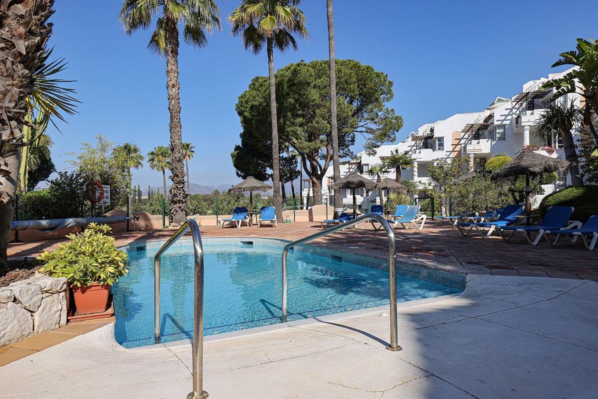 053 - Two Bed Mijas Golf Apartment In Popular Matchroom Golf Club Fuengirola Exteriör bild